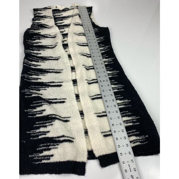 Conrad C Collection Sleeveless Print Wool Duster Womens Small Black White AZ0326 - Picture 6 of 7